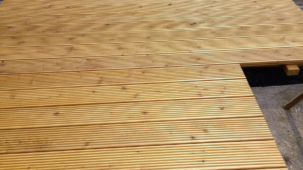 Holzterrasse